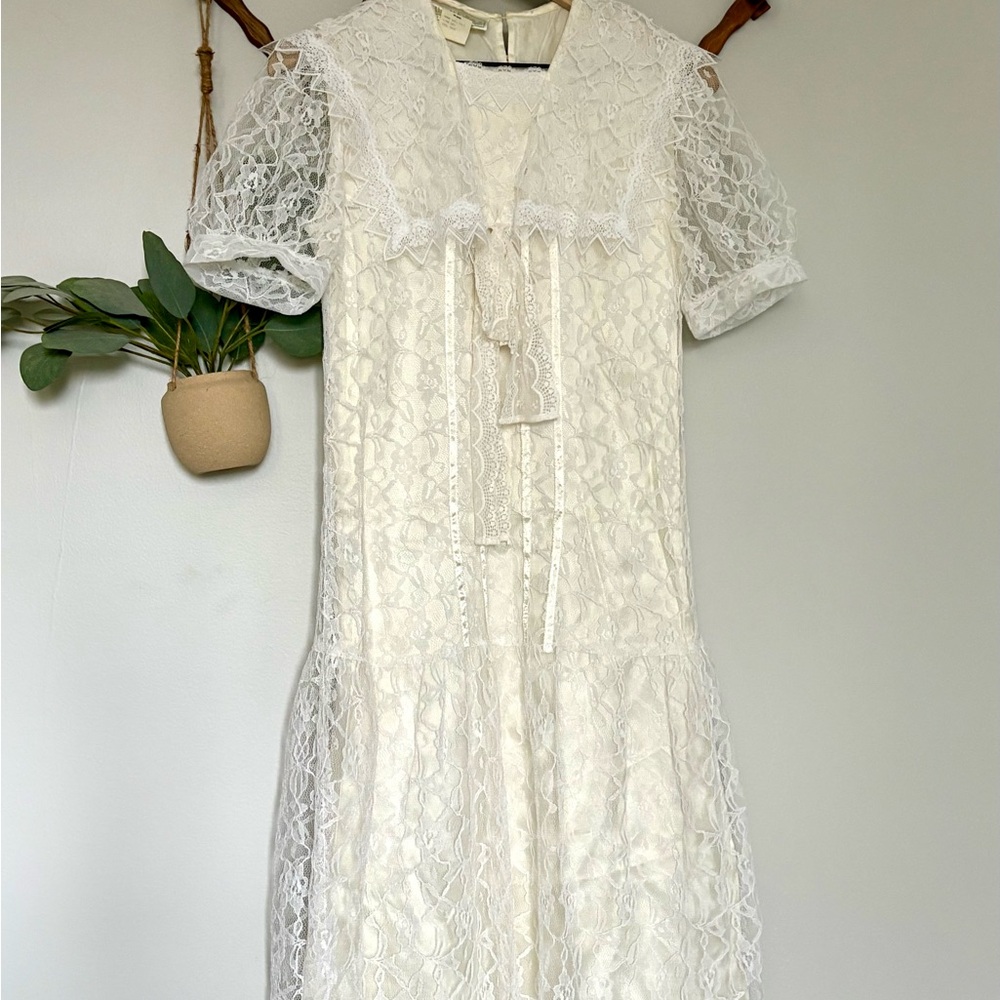 Vintage Gunne Sax lace dress